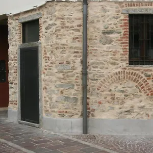 Epicuro , Somma Lombardo Italien
